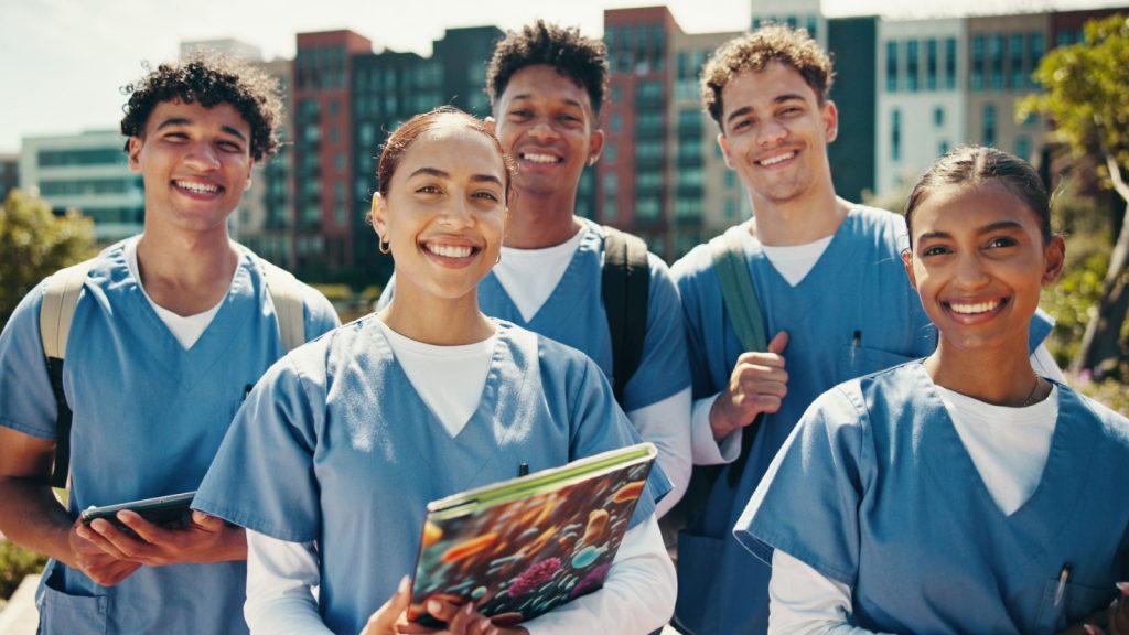 Licensed Vocational Nurse Jobs in Coalinga, CA Guide